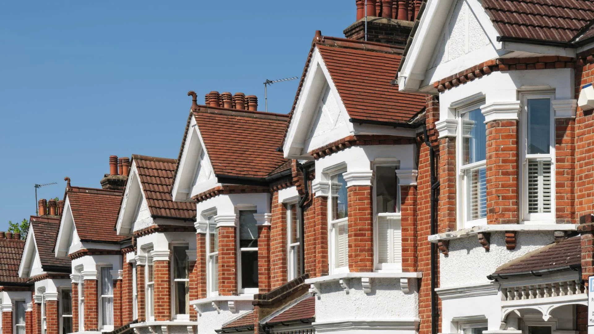 street-view-of-terraced-housing